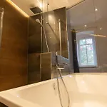 Loft Mit Grosser Badewanne B Mugeln