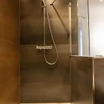 Loft Mit Grosser Badewanne B * Mugeln
